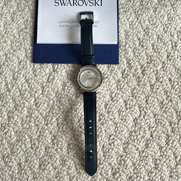 Swarovski watch (see notes),face jewels change to show all clear or clear & blue - Picture 4 of 7